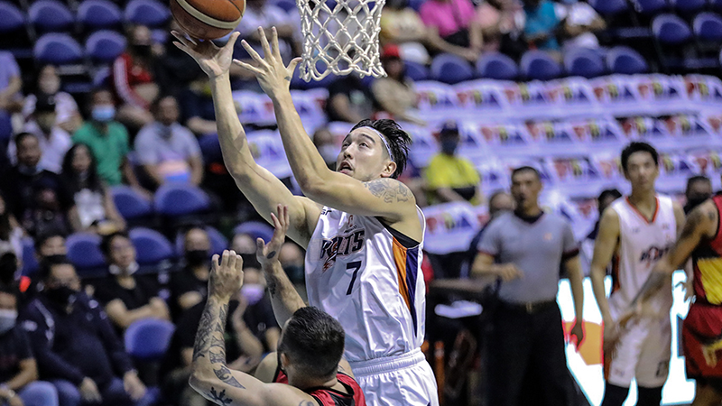 Beermen, Bolts fight for pivotal 3-2 lead